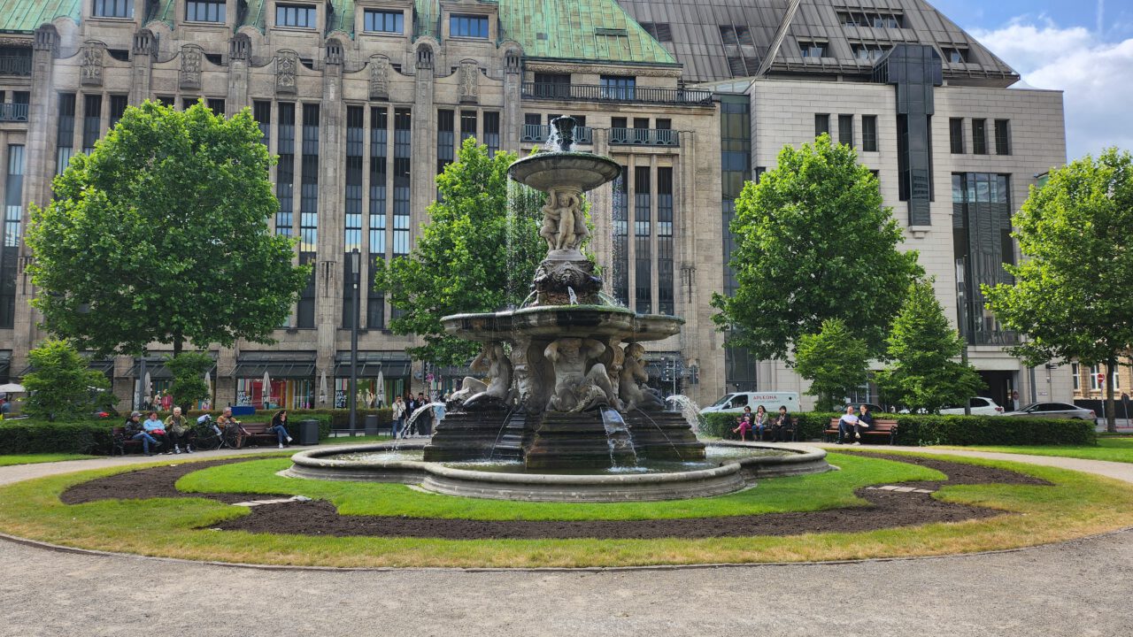 Ratsrückblick: Düsseldorf zwischen Parkplatzvisionen, Verkehrsregeln und olympischen Träumen